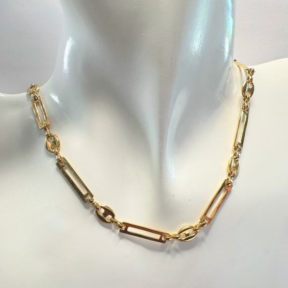 Givenchy Necklace with Unique Flat Rectangle Links - Picture 10 of 10